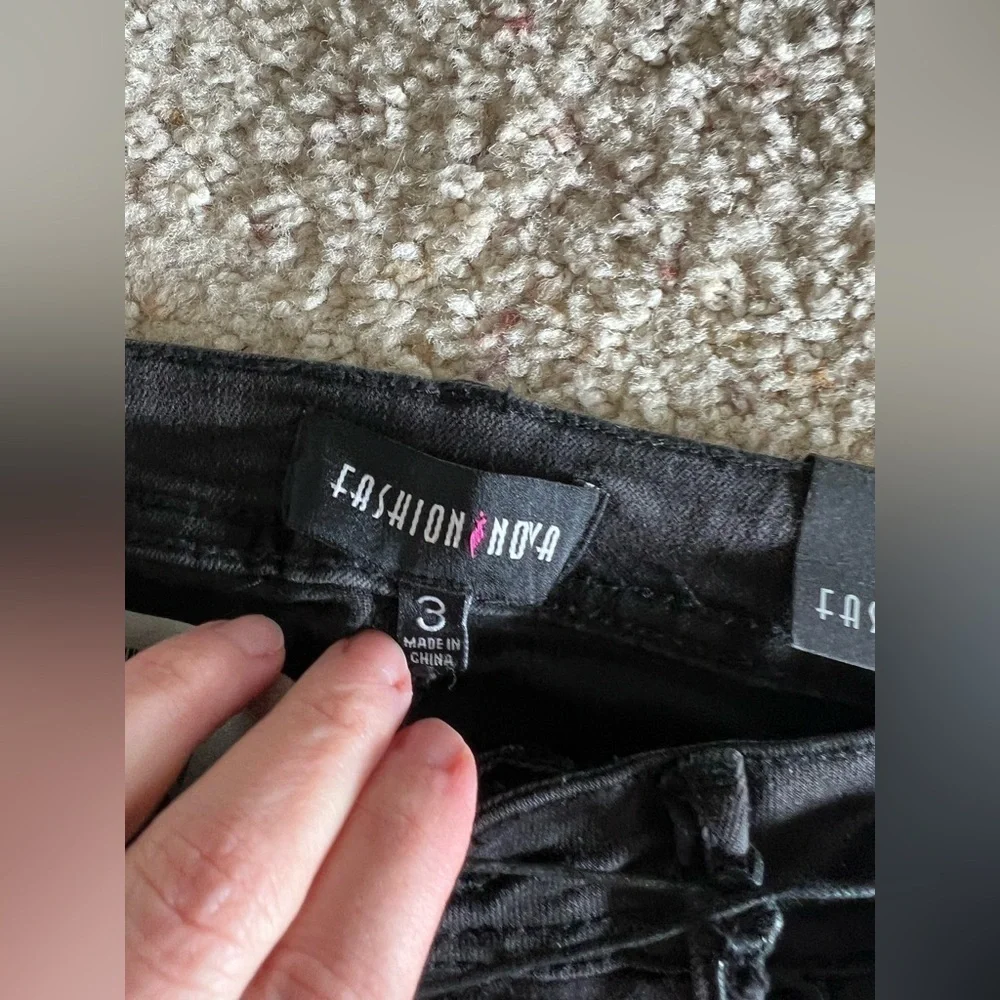 NWT Fashion Nova black Lasting Treasure jeans 3 - Picture 6 of 8